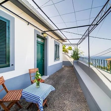 Bela Vista 20th Century House * Funchal (Madeira)