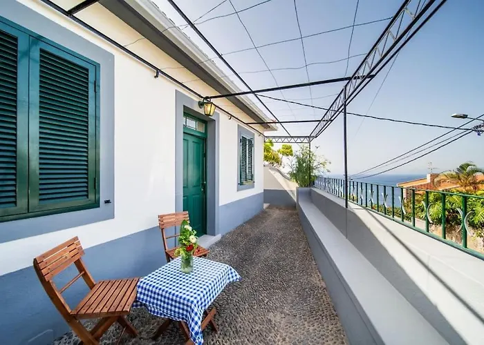 Bela Vista 20th Century House * Funchal (Madeira)